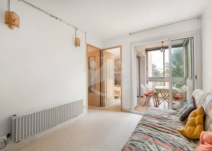 As20399 - P2 Centre Avec Parking Privatif Dans Résidence à 150m De La Appartement