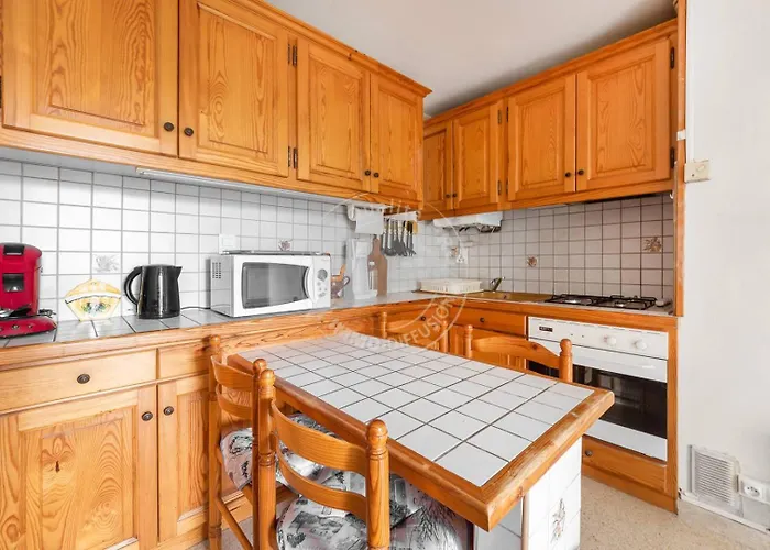 Appartement As20399 - P2 Centre Avec Parking Privatif Dans Résidence à 150m De La Le Grau-du-Roi